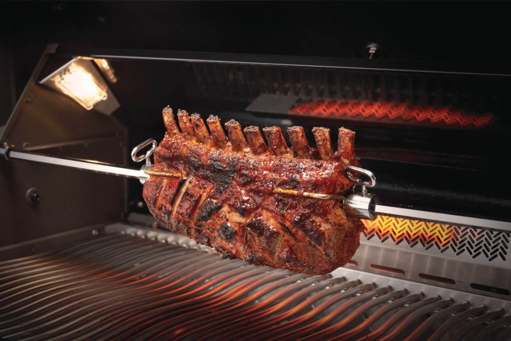 PRESTIGE PRO™ 665 RSIB BARBECUE WITH SIDE AND REAR INFRARED BURNERS