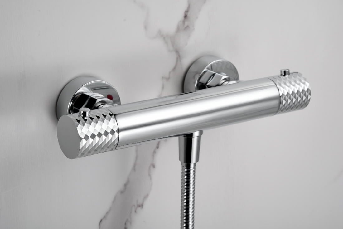 Rubinetto termostatico per doccia cromato serie Genova COD: CD-BTG053-5I