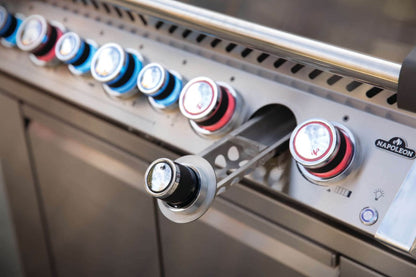 PRESTIGE PRO™ 665 RSIB BARBECUE WITH SIDE AND REAR INFRARED BURNERS